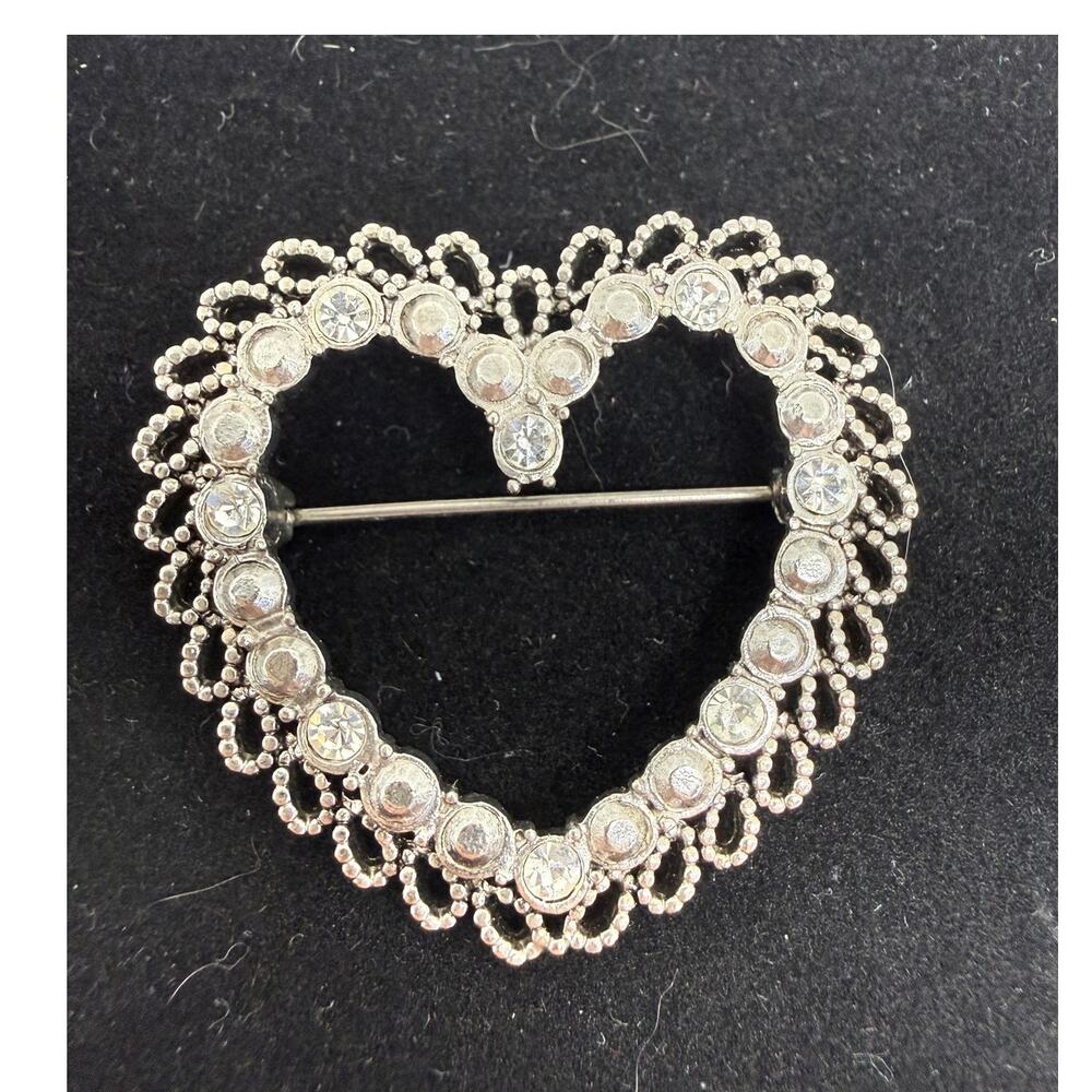 VINTAGE Silver Tone Rhinestone Heart Brooch Pendant Romantic Bridal Jewelry Gift